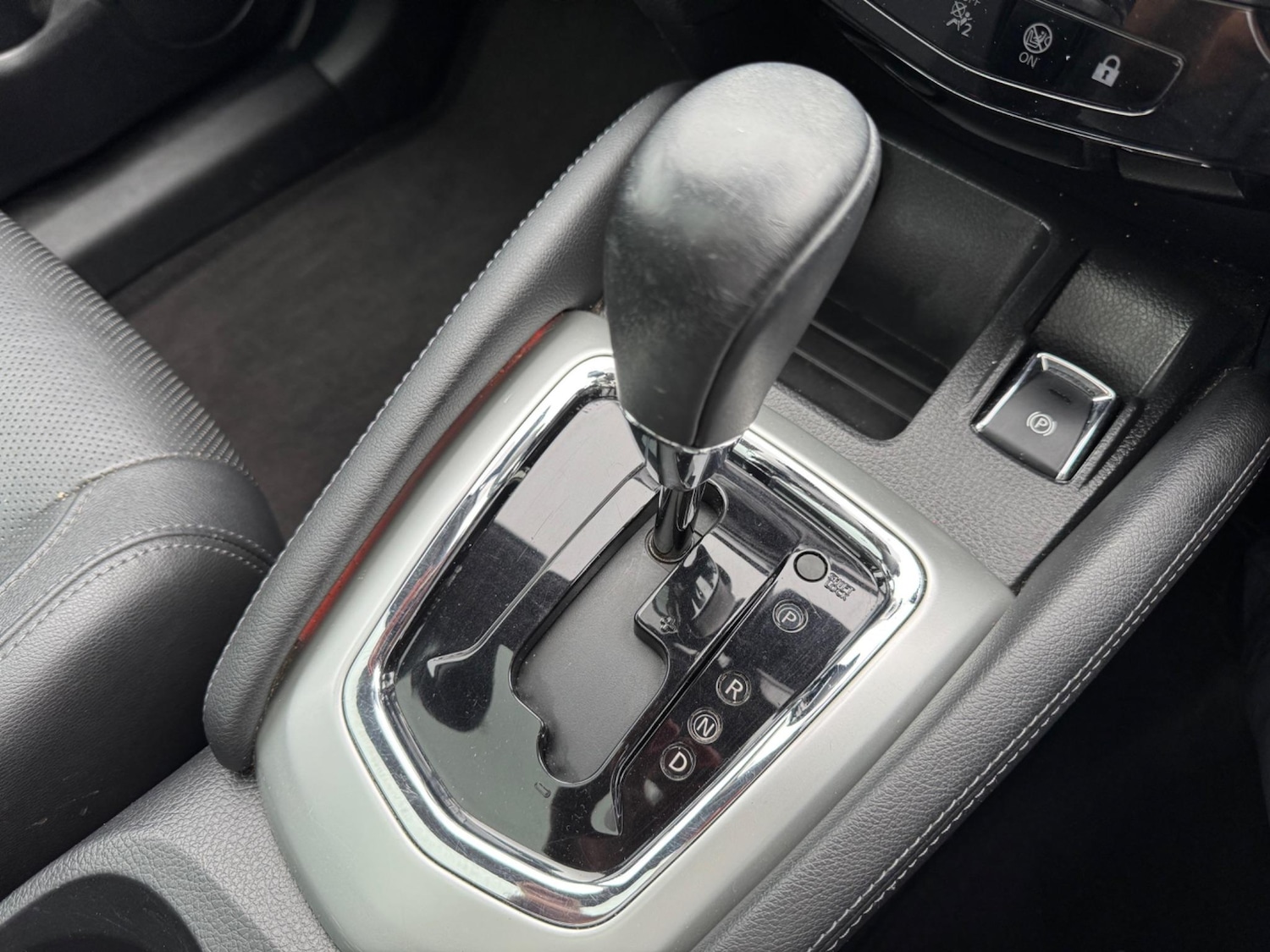 Used Nissan Qashqai 2016 for sale - 76666993: Photo 41