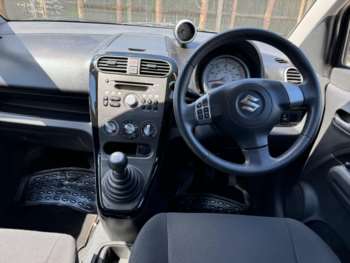 Used Suzuki Splash 2013 for sale - 72371936: Photo
