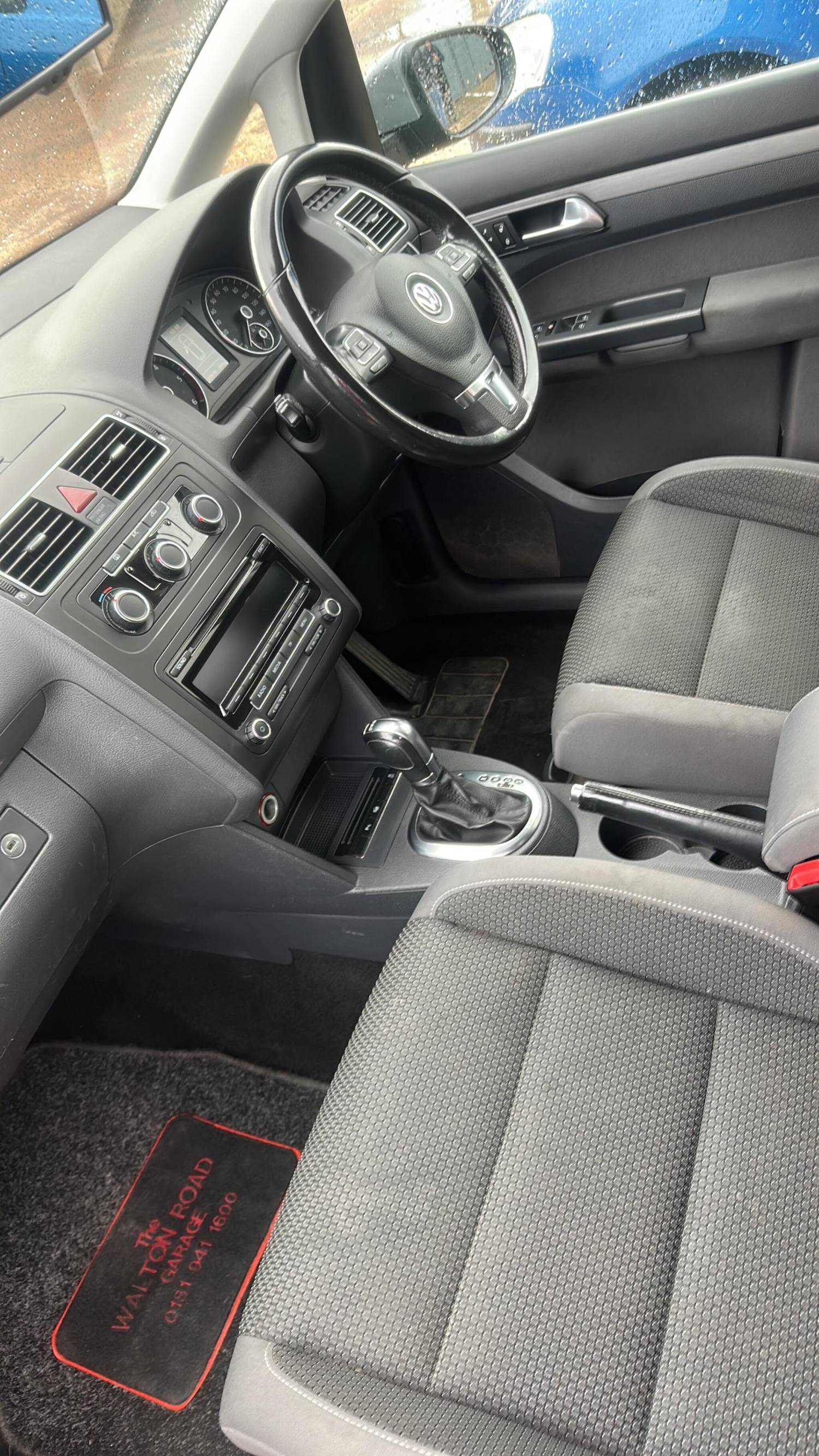 Used Volkswagen Touran 2012 for sale - 76389253: Photo 10