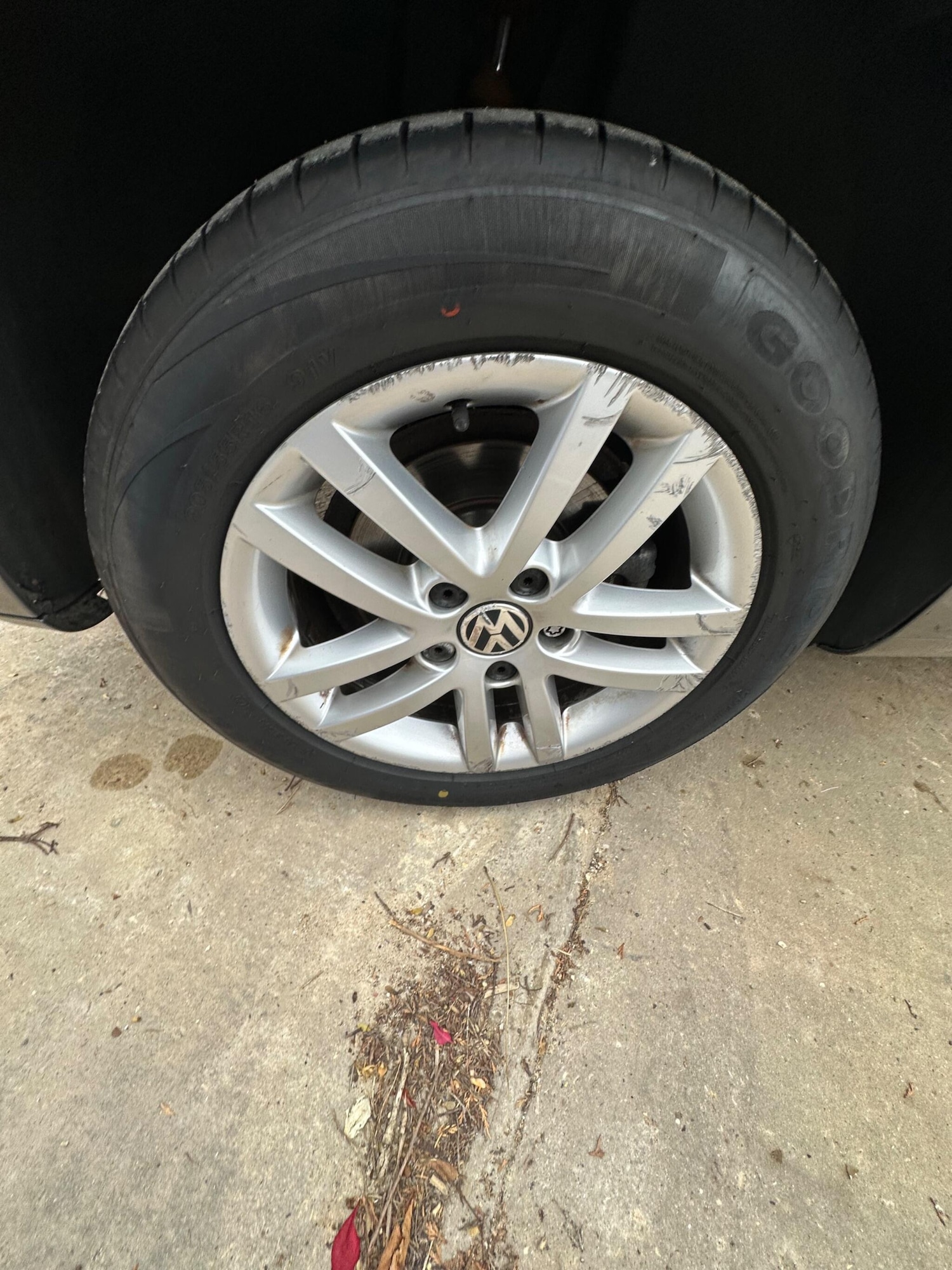 Used Volkswagen Touran 2012 for sale - 76389253: Photo 17