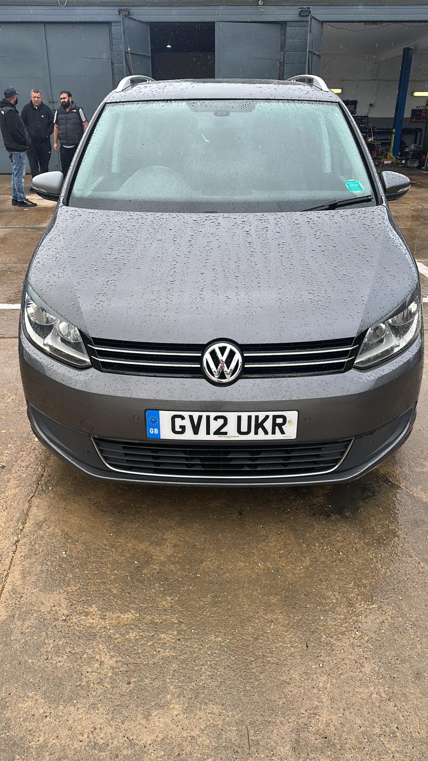 Used Volkswagen Touran 2012 for sale - 76389253: Photo 3