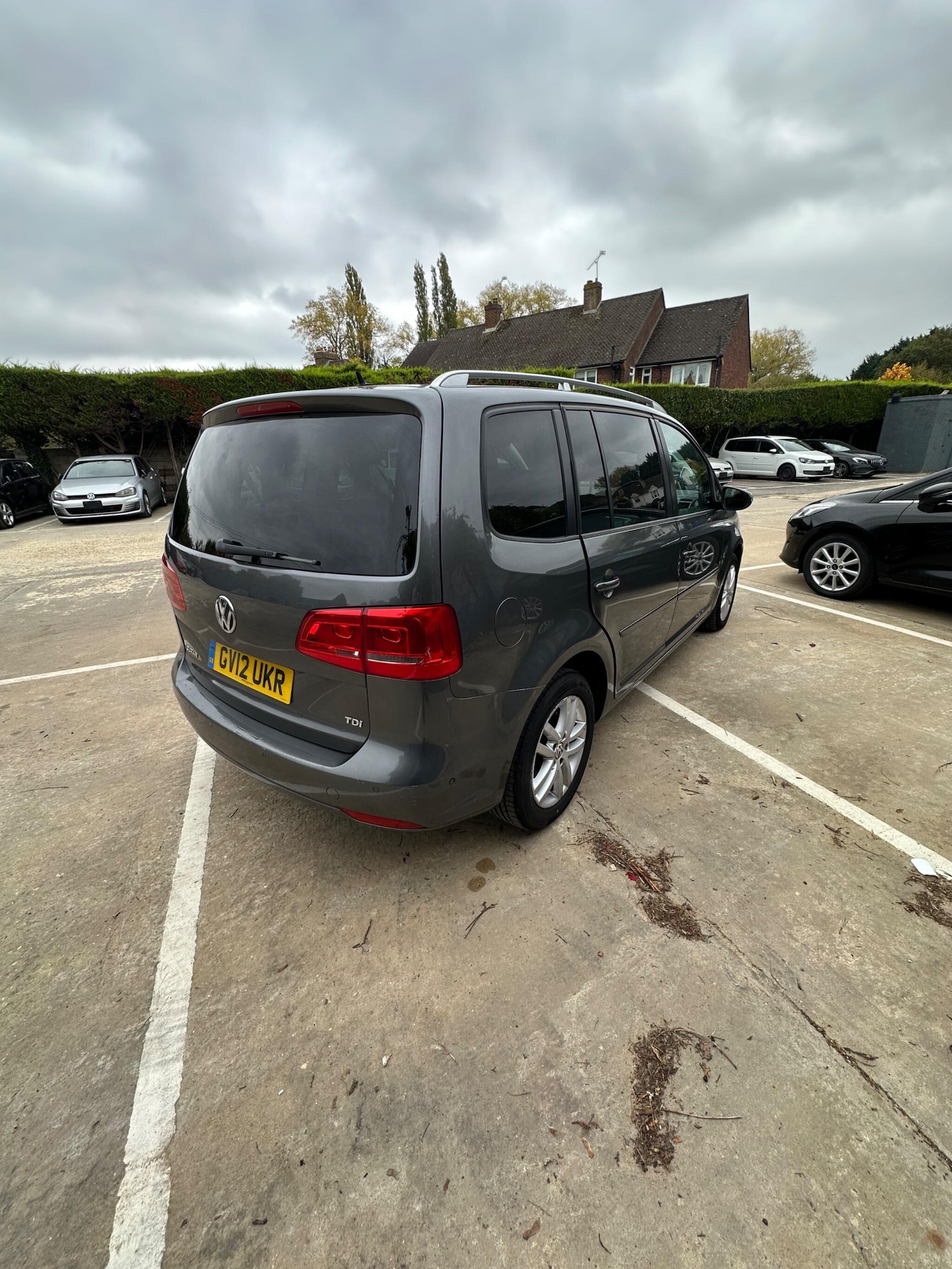 Used Volkswagen Touran 2012 for sale - 76389253: Photo 9