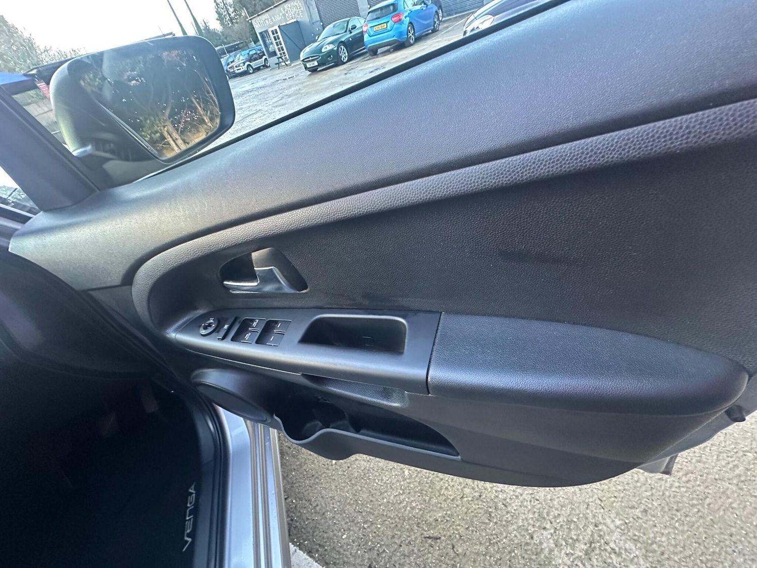 Used Kia Venga 2016 for sale - 77267032: Photo 16