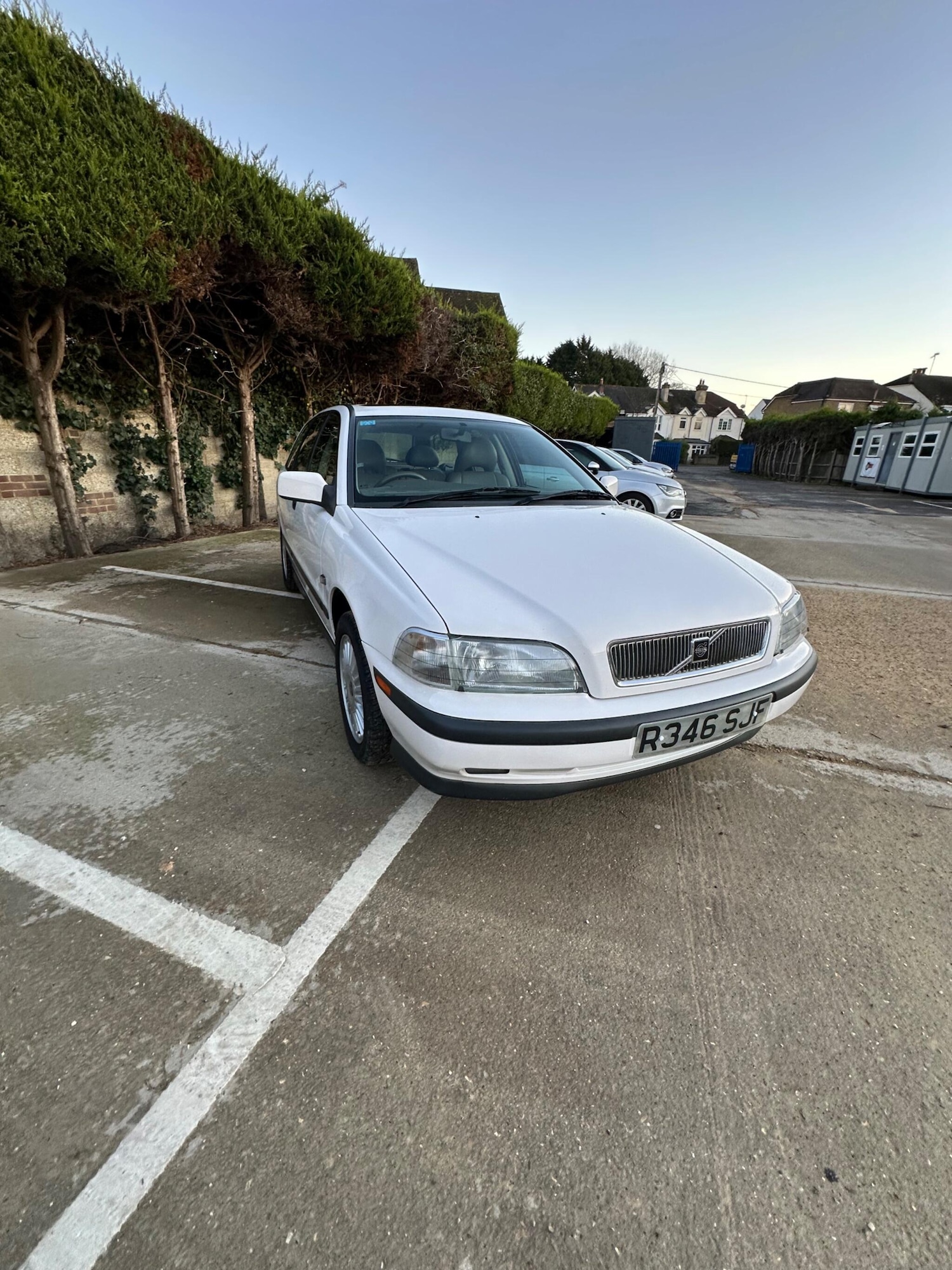 Used Volvo V40 1997 for sale - 76759718: Photo 3