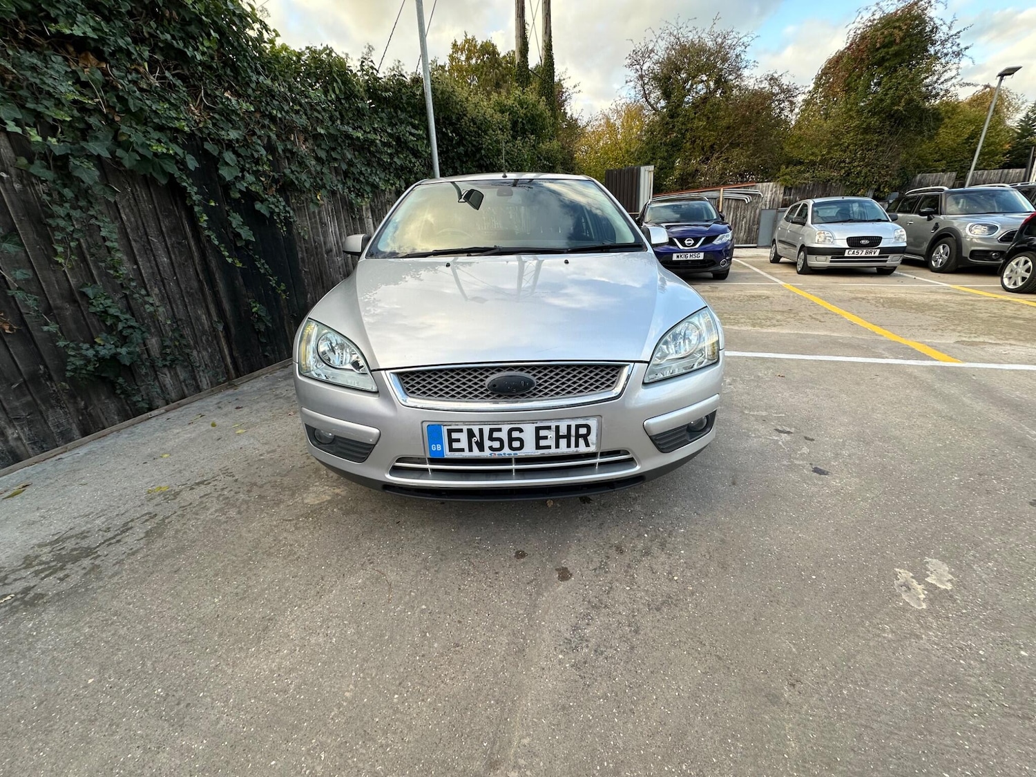 Used Ford Focus for sale - 76473489: Photo 2