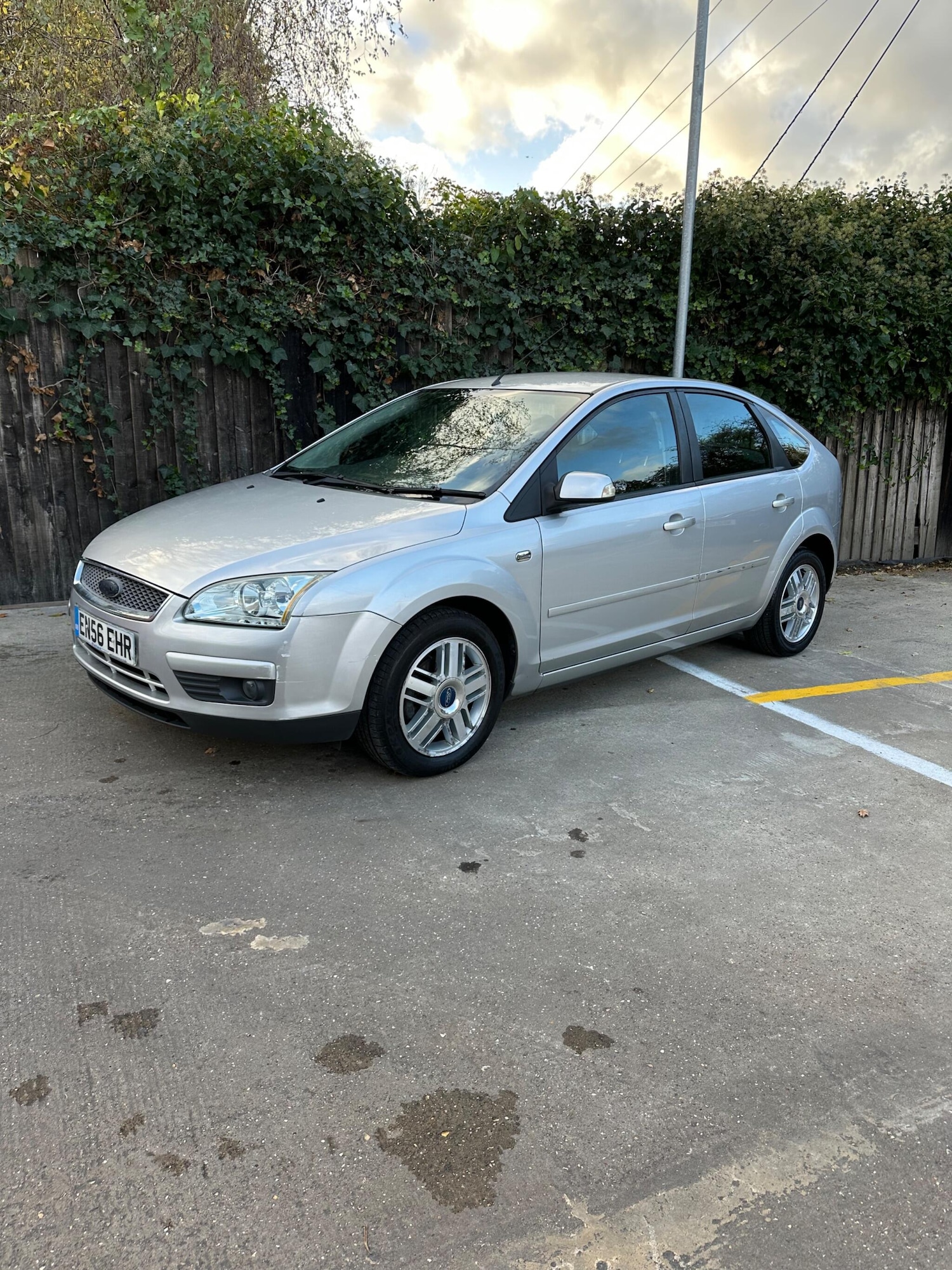 Used Ford Focus for sale - 76473489: Photo 3