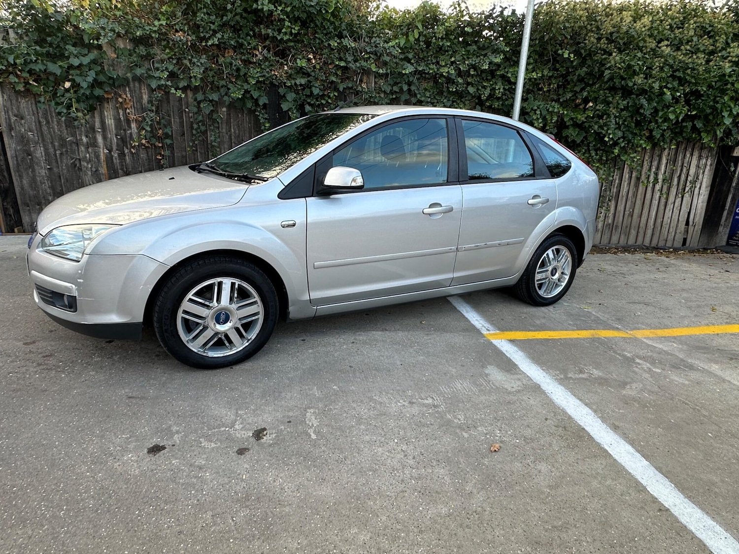 Used Ford Focus for sale - 76473489: Photo 8