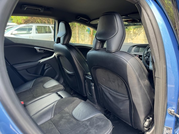 Used Volvo V40 2015 for sale - 74898897: Photo 17