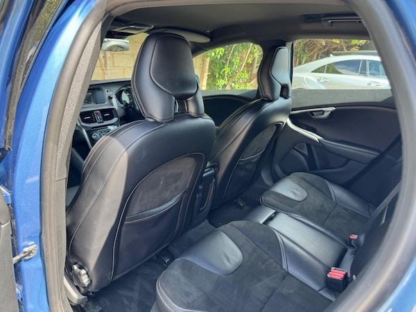 Used Volvo V40 2015 for sale - 74898897: Photo 22