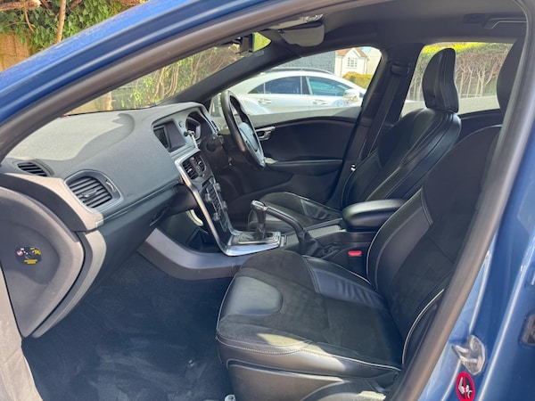 Used Volvo V40 2015 for sale - 74898897: Photo 24