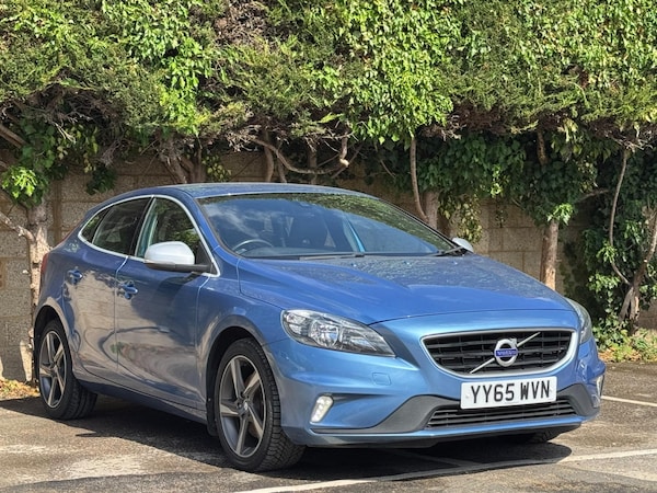 Used Volvo V40 2015 for sale - 74898897: Photo 5