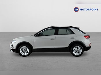 Used Volkswagen T-Roc 2023 for sale - 79102950: Photo