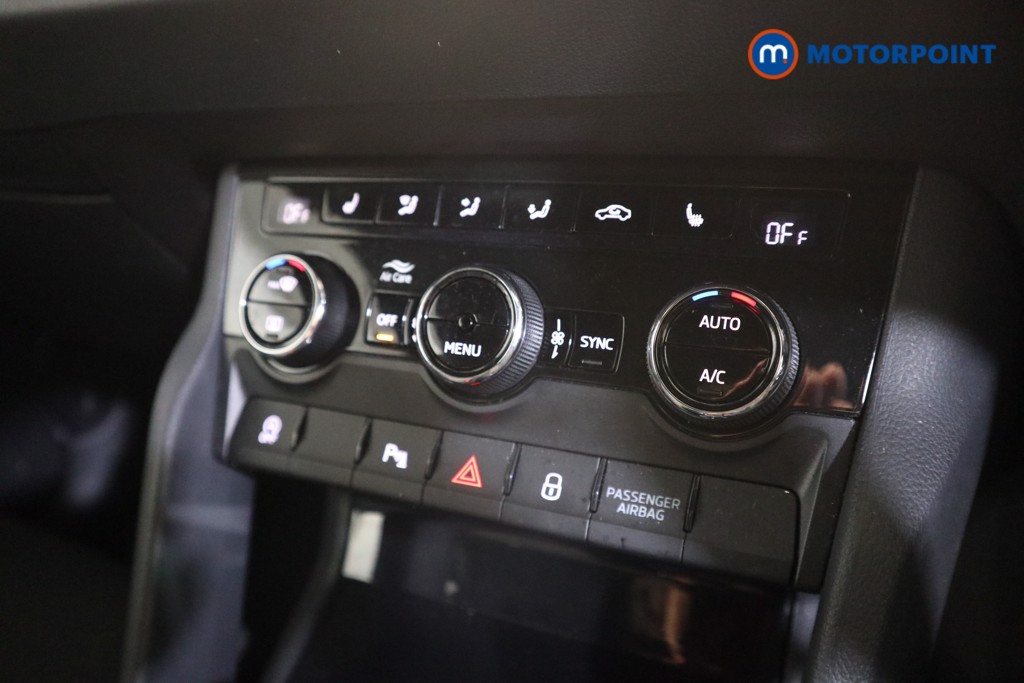 Used Skoda Karoq 2023 for sale - 76394736: Photo 15