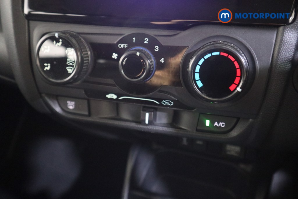 Used Honda Jazz 2018 for sale - 76650751: Photo 15