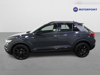 Used Volkswagen T-Roc 2022 for sale - 77570792: Photo