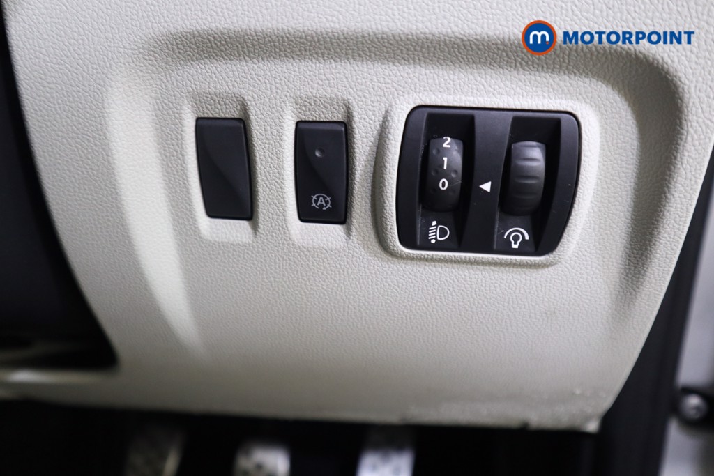 Used Renault Captur 2019 for sale - 76416040: Photo 18