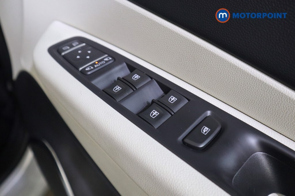 Used Renault Captur 2019 for sale - 76416040: Photo 19