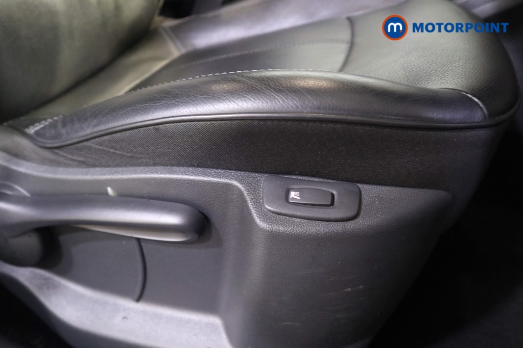 Used Renault Captur 2019 for sale - 76416040: Photo 20