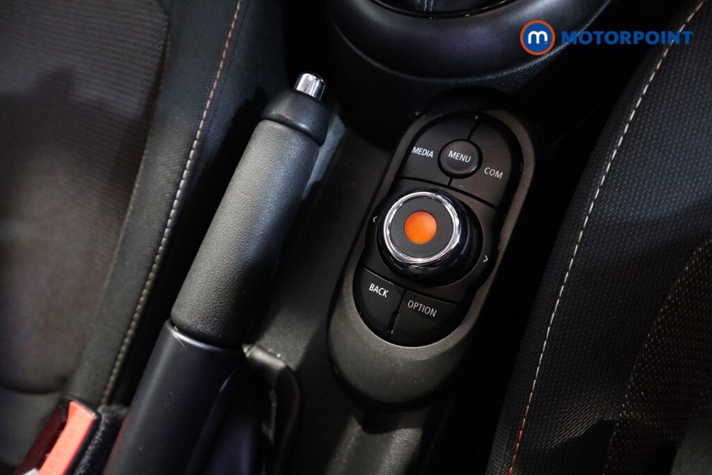 Used MINI Hatch 2018 for sale - 77916724: Photo 17