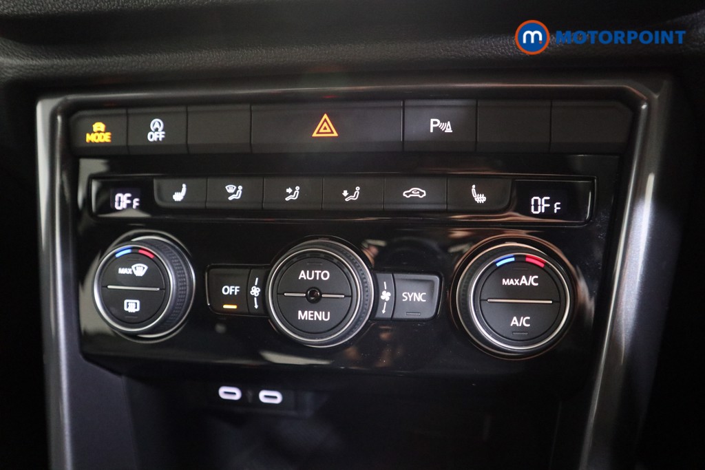 Used Volkswagen T-Roc 2021 for sale - 76131675: Photo 17