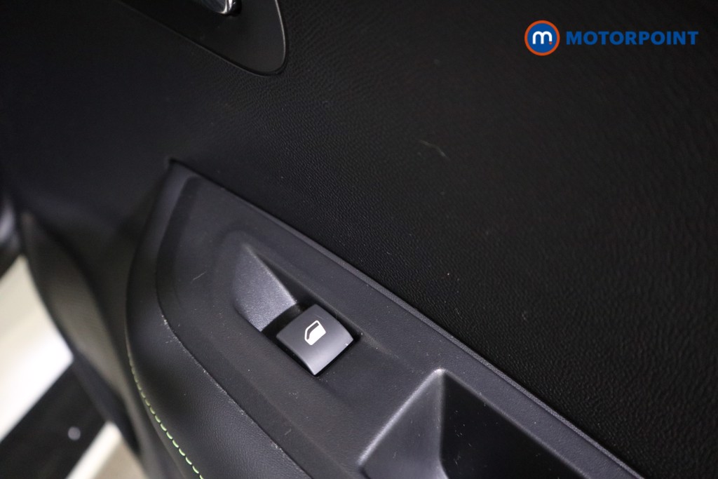 Used Peugeot 2008 2022 for sale - 77665811: Photo 31