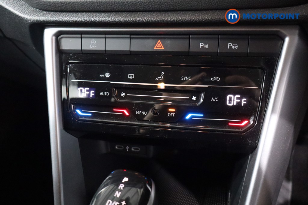 Used Volkswagen T-Roc 2023 for sale - 76723211: Photo 22