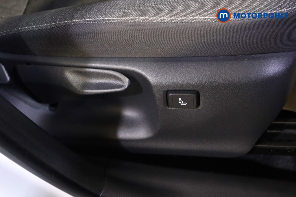 Used Toyota Yaris Cross for sale - 78197119: Photo 24