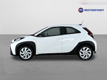 Used Toyota Aygo X 2023 for sale - 79216833: Photo