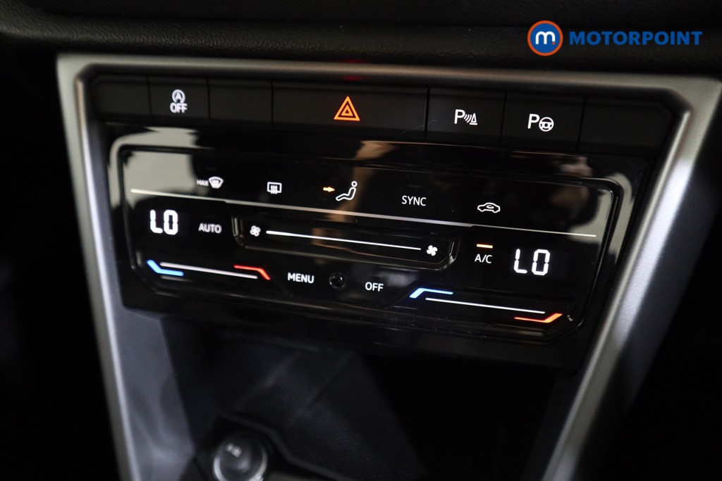 Used Volkswagen T-Roc 2022 for sale - 76332969: Photo 15