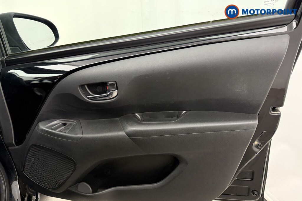 Used Toyota AYGO for sale - 78176901: Photo 23