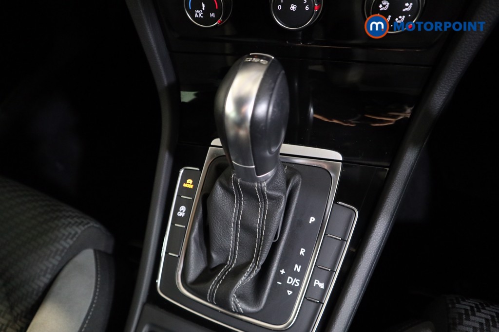 Used Volkswagen Golf 2019 for sale - 76843032: Photo 17