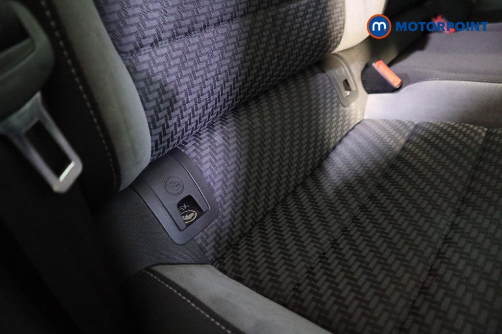 Used Volkswagen Golf 2019 for sale - 76843032: Photo 24