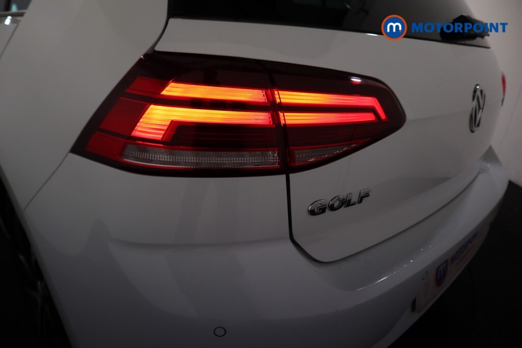 Used Volkswagen Golf 2019 for sale - 76843032: Photo 32