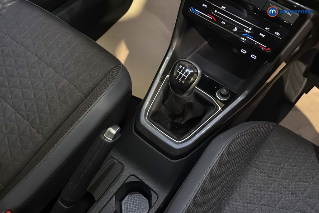 Used Volkswagen T-Cross 2023 for sale - 77570858: Photo 20