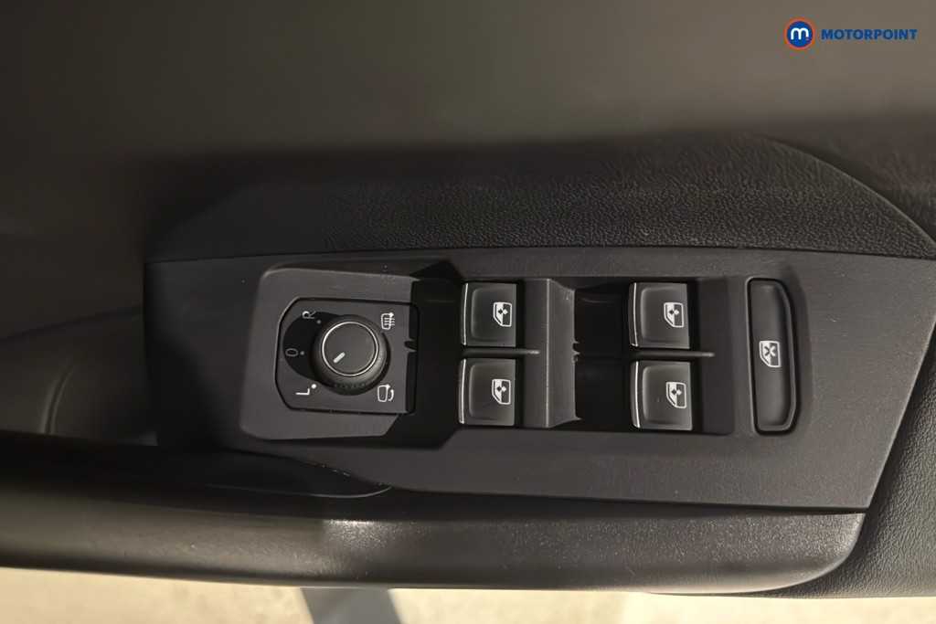 Used Volkswagen T-Cross 2023 for sale - 77570858: Photo 25