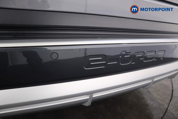 Used Audi Q4 e-tron 2021 for sale - 76290861: Photo 37