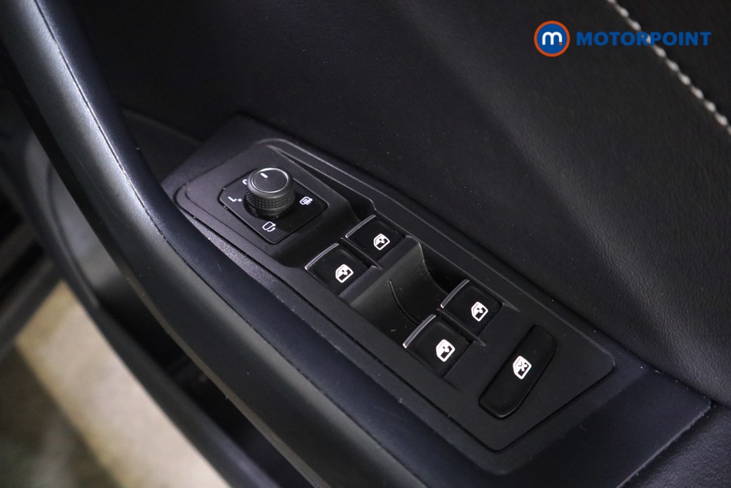 Used Volkswagen T-Roc 2023 for sale - 77984492: Photo 22