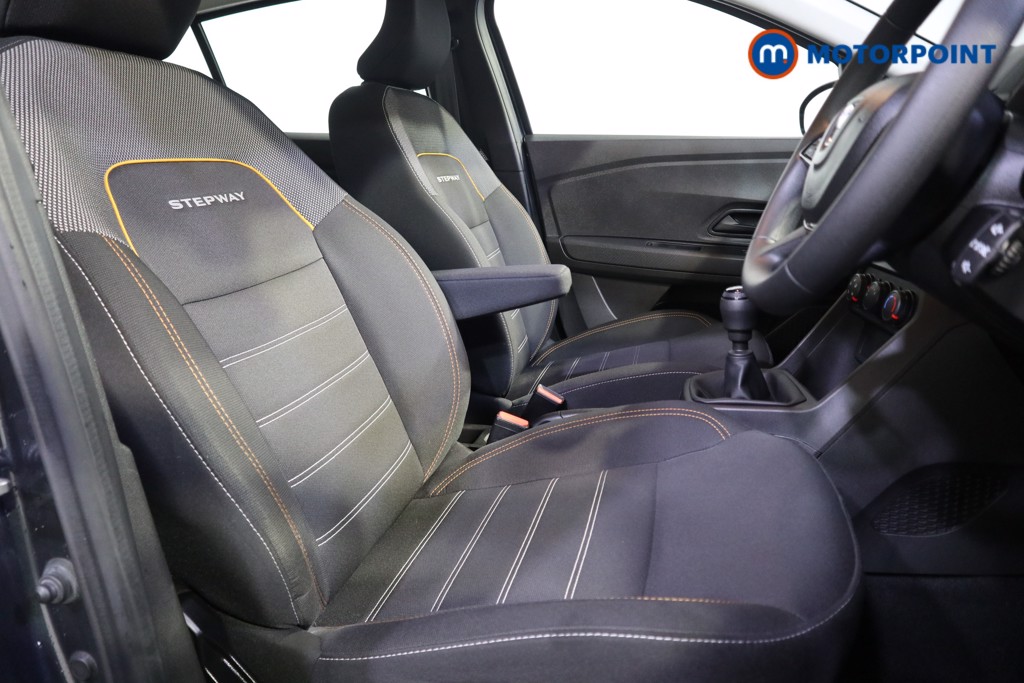 Used Dacia Sandero Stepway 2021 for sale - 76985074: Photo 17