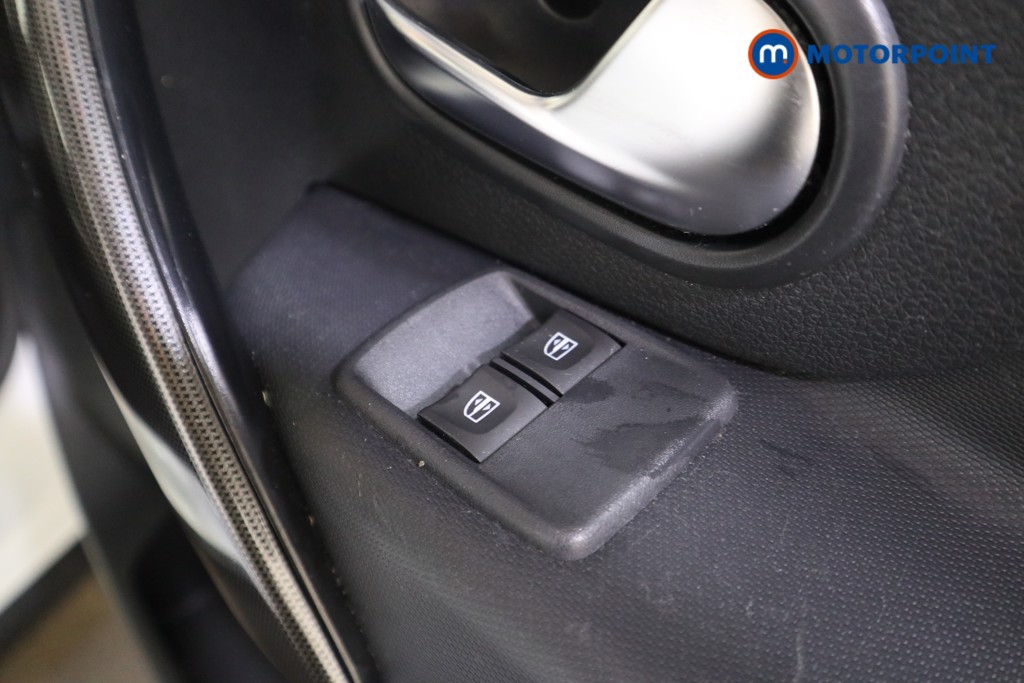 Used Dacia Sandero Stepway 2020 for sale - 76394710: Photo 19