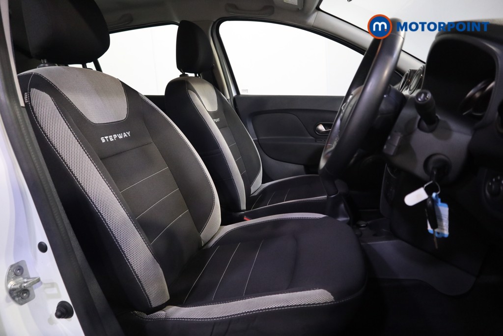 Used Dacia Sandero Stepway 2020 for sale - 76394710: Photo 20