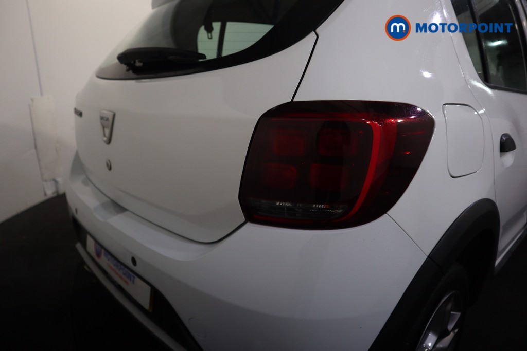 Used Dacia Sandero Stepway 2020 for sale - 76394710: Photo 32