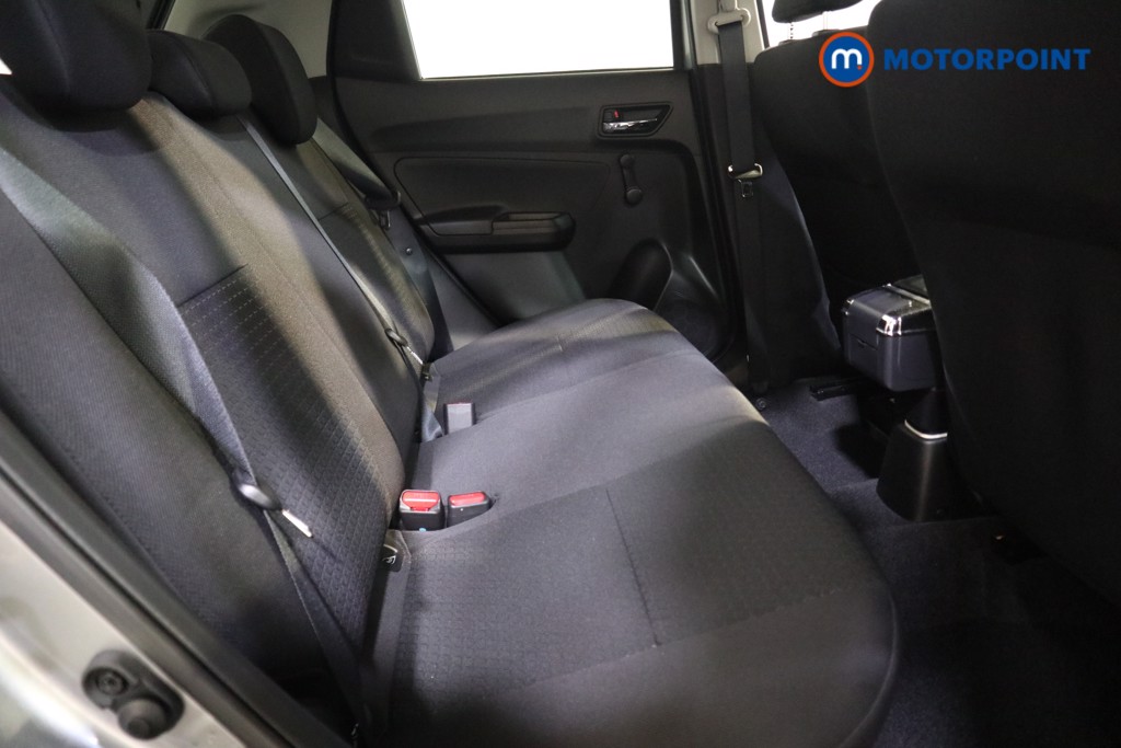 Used Suzuki Swift 2021 for sale - 76394790: Photo 21