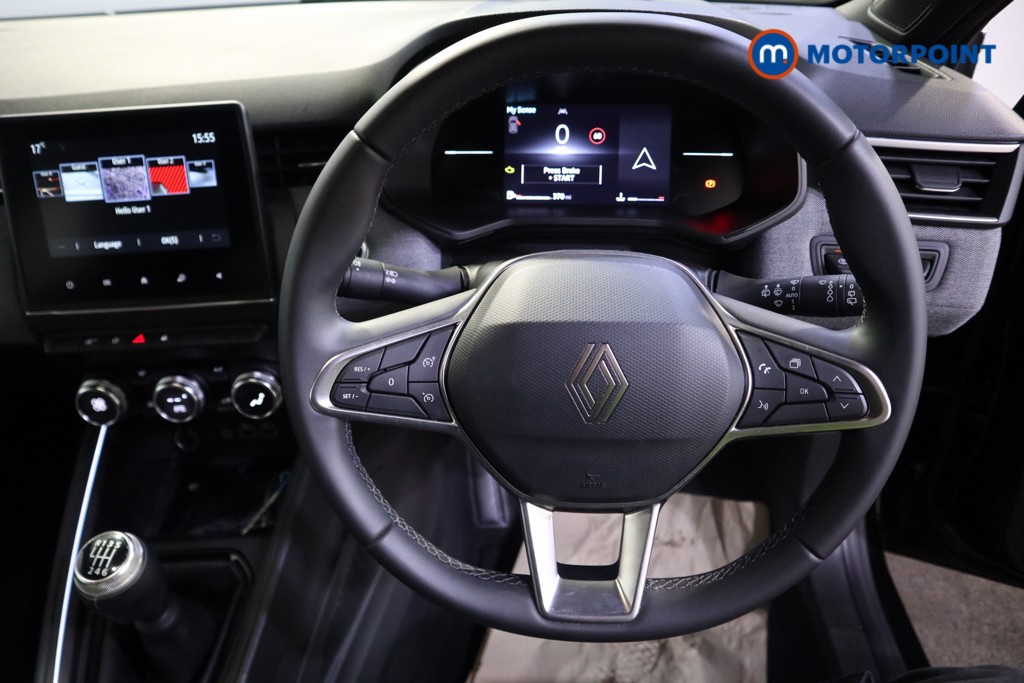 Used Renault Clio 2024 for sale - 76949302: Photo 11