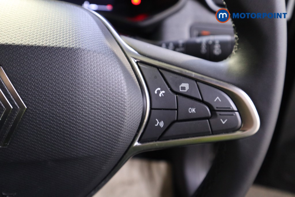 Used Renault Clio 2024 for sale - 76949302: Photo 14