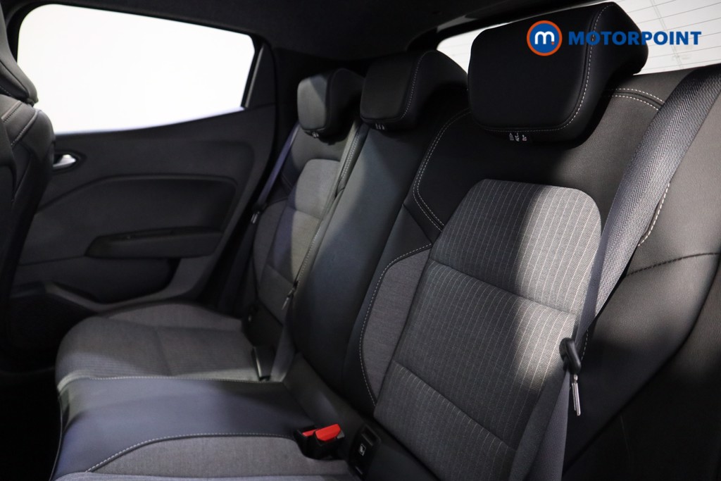 Used Renault Clio 2024 for sale - 76949302: Photo 18