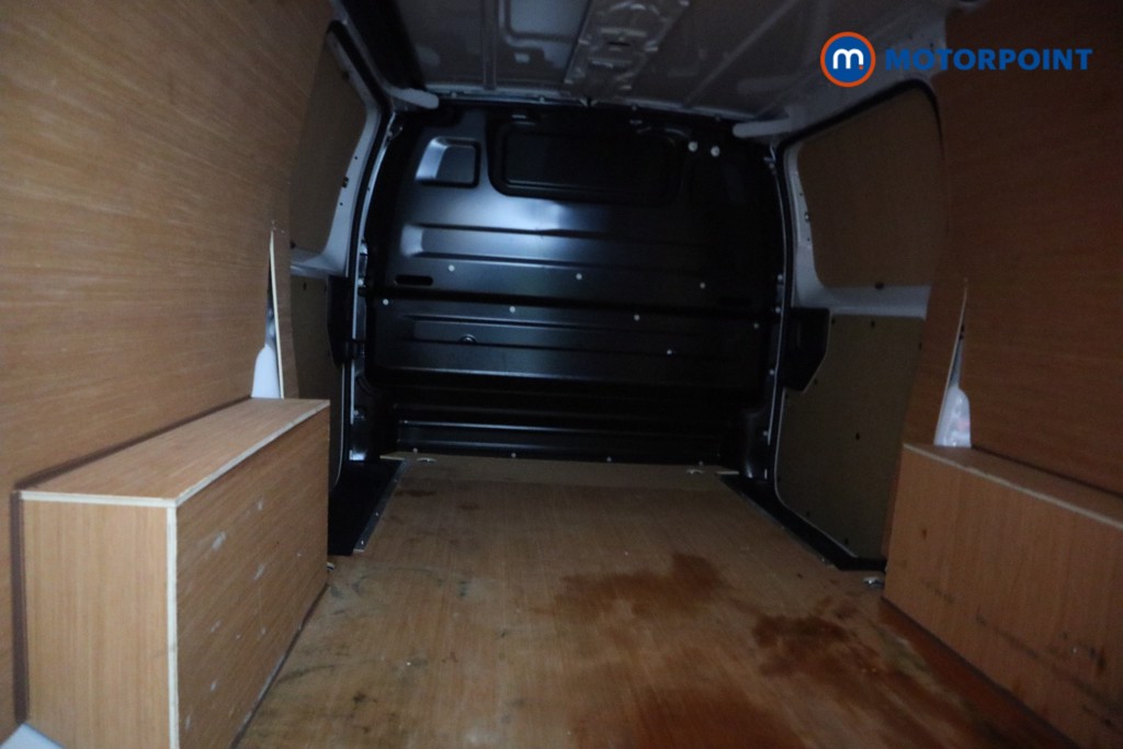 Used Peugeot Expert 2025 for sale - 77916709: Photo 24