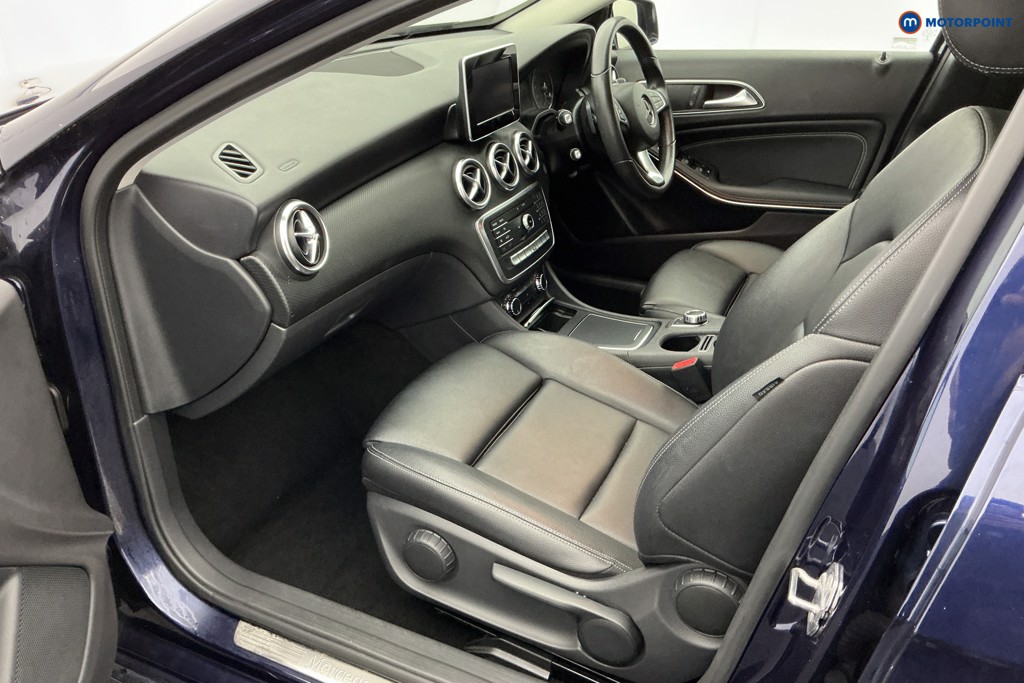 Used Mercedes-Benz A-Class 2018 for sale - 76782715: Photo 12