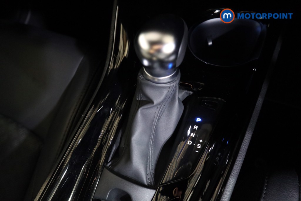 Used Toyota C-HR 2020 for sale - 76568805: Photo 11