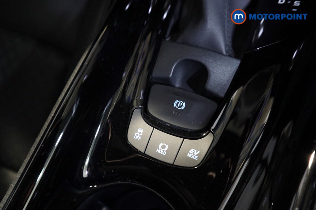 Used Toyota C-HR 2020 for sale - 76568805: Photo 12