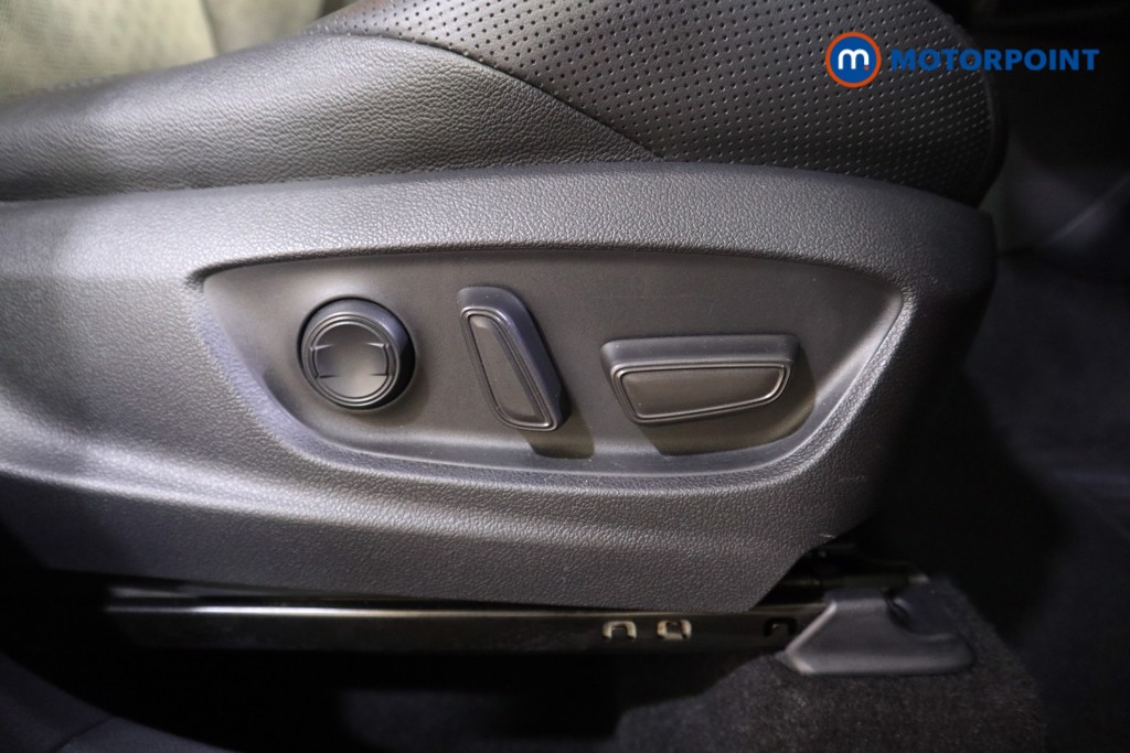 Used Toyota C-HR 2020 for sale - 76568805: Photo 13